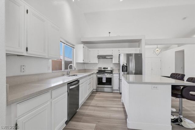 945 Stetson Drive, Henderson, NV 89002