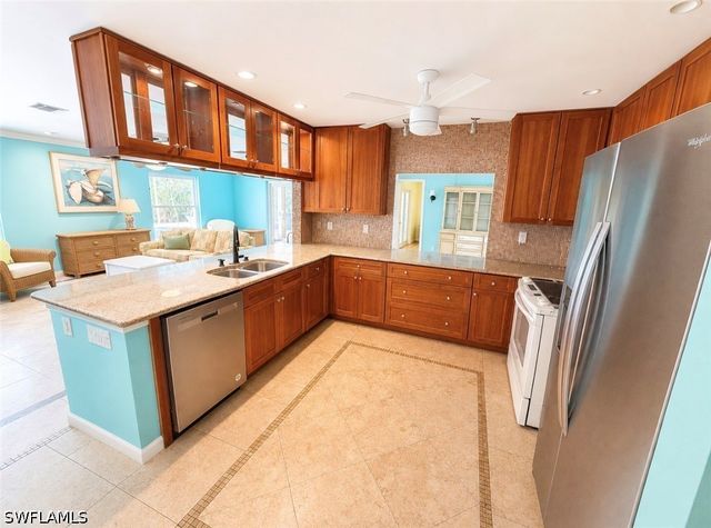 688 W Valley DR, Bonita Springs, FL 34134