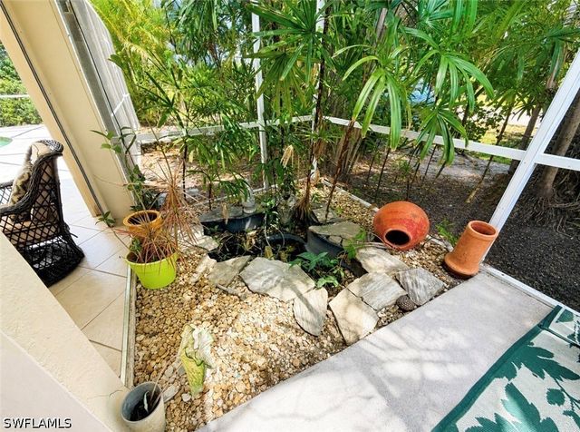 688 W Valley DR, Bonita Springs, FL 34134