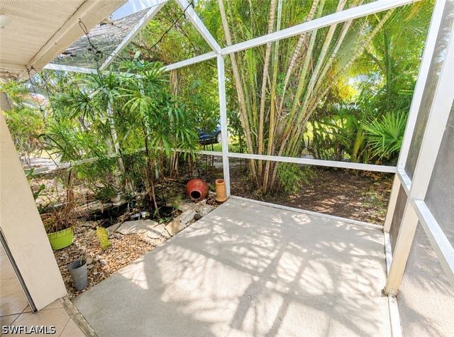 688 W Valley DR, Bonita Springs, FL 34134