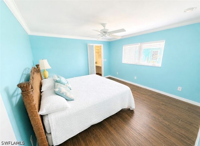 688 W Valley DR, Bonita Springs, FL 34134