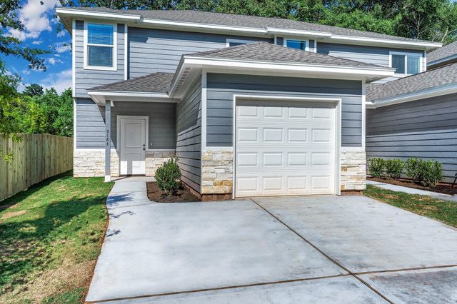 918 Shady Lane A, Conroe, TX 77301