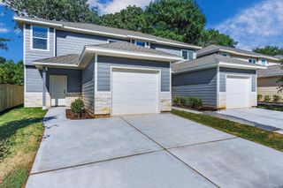 918 Shady Lane A, Conroe, TX 77301