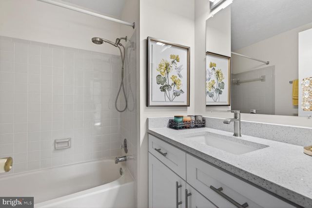 805 BAYRIDGE DR, Gaithersburg, MD 20878