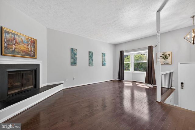 805 BAYRIDGE DR, Gaithersburg, MD 20878