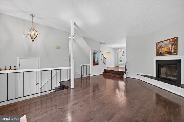 805 BAYRIDGE DR, Gaithersburg, MD 20878