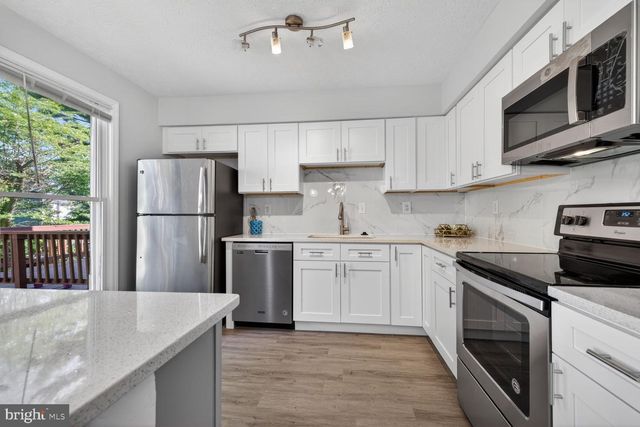 805 BAYRIDGE DR, Gaithersburg, MD 20878