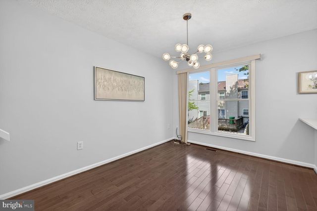 805 BAYRIDGE DR, Gaithersburg, MD 20878