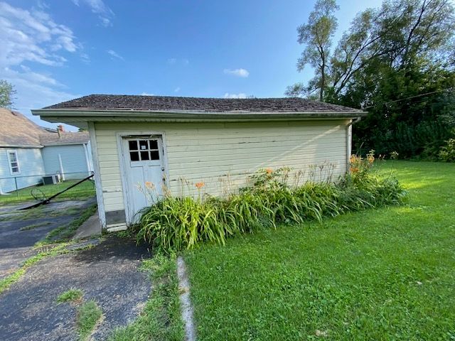 424 N Elmwood Avenue, Wood Dale, IL 60191