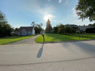 424 N Elmwood Avenue, Wood Dale, IL 60191