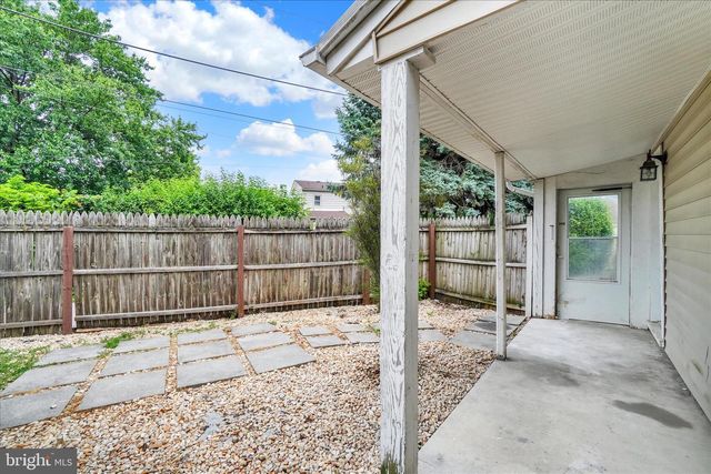 1109 ROOSEVELT AVE, York, PA 17404