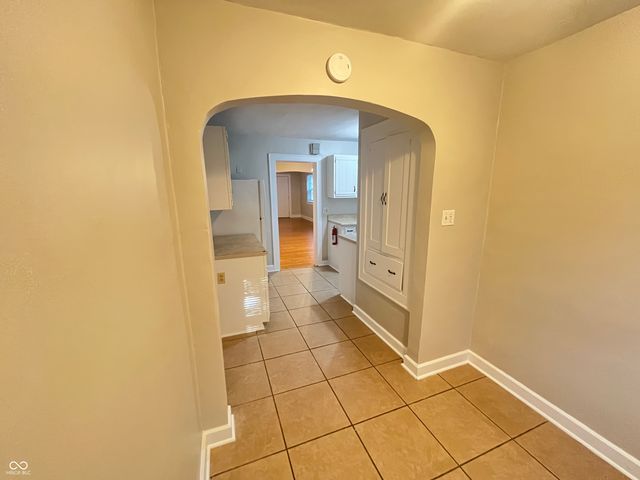 5542 N College Avenue, Indianapolis, IN 46220