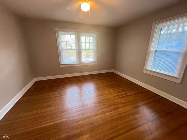 5542 N College Avenue, Indianapolis, IN 46220