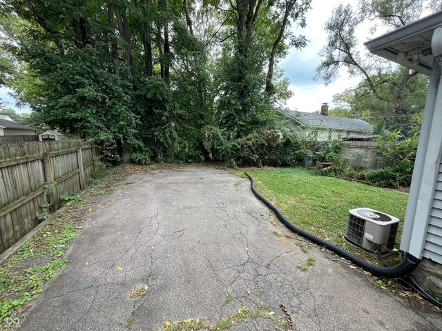 5542 N College Avenue, Indianapolis, IN 46220