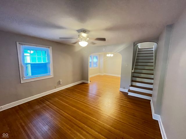 5542 N College Avenue, Indianapolis, IN 46220