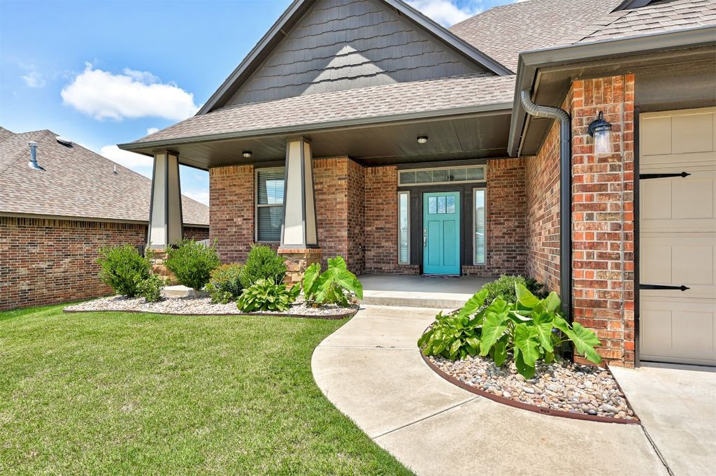 9001 NW 84th Street, Yukon, OK 73099