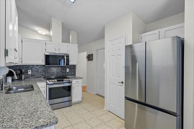 11179 Bentley Trace LN E, Jacksonville, FL 32257