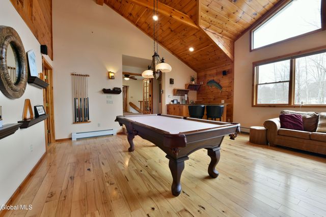 109 Sunset Drive, Broadalbin, NY 12025