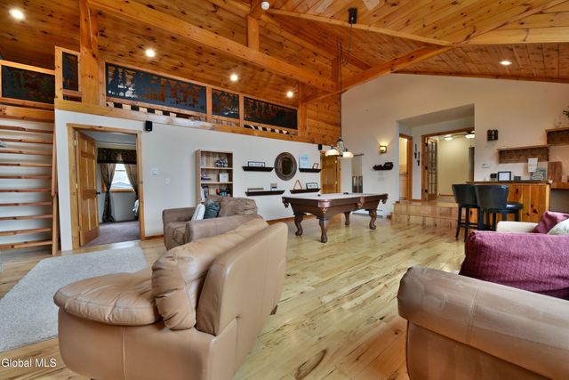 109 Sunset Drive, Broadalbin, NY 12025