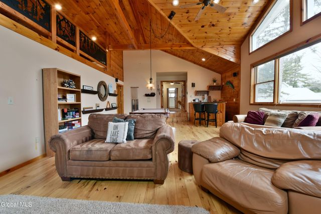 109 Sunset Drive, Broadalbin, NY 12025