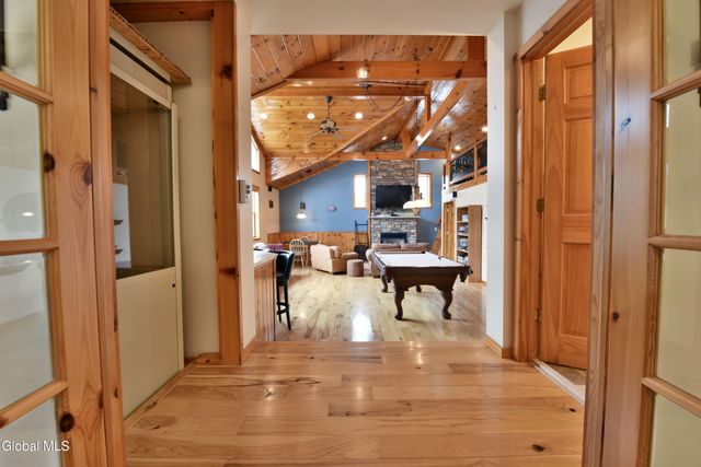 109 Sunset Drive, Broadalbin, NY 12025