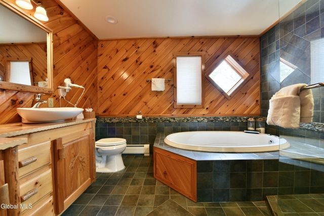 109 Sunset Drive, Broadalbin, NY 12025