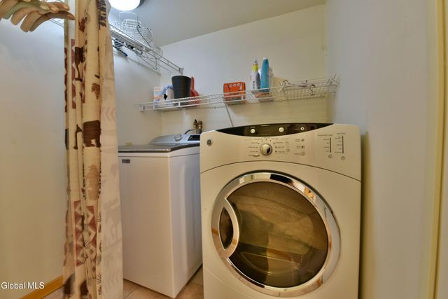 109 Sunset Drive, Broadalbin, NY 12025