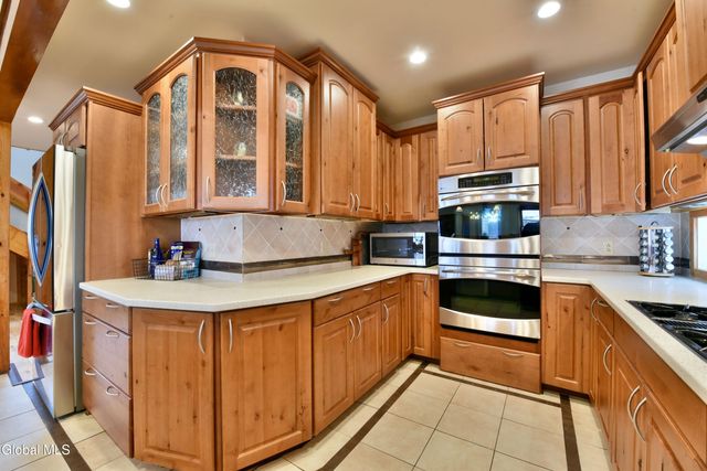 109 Sunset Drive, Broadalbin, NY 12025