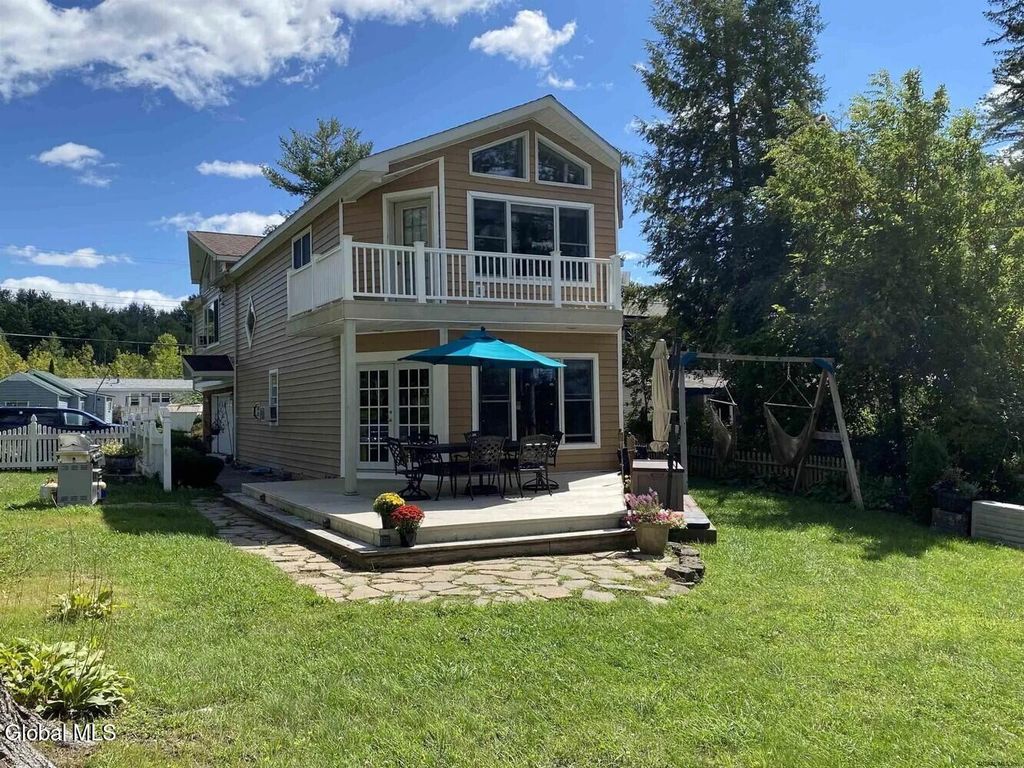 109 Sunset Drive, Broadalbin, NY 12025