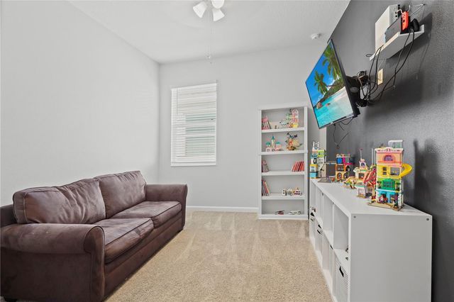 33571 SKY BLOSSOM CIRCLE, Leesburg, FL 34788