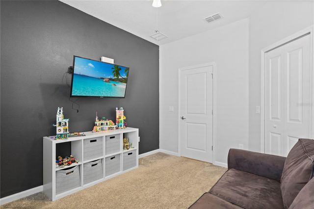 33571 SKY BLOSSOM CIRCLE, Leesburg, FL 34788
