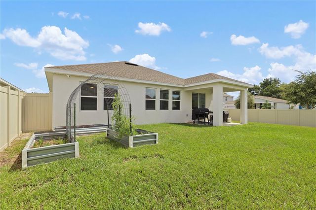 33571 SKY BLOSSOM CIRCLE, Leesburg, FL 34788