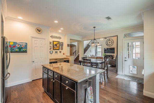 9445 Drovers View Trail, Fort Worth, TX 76131