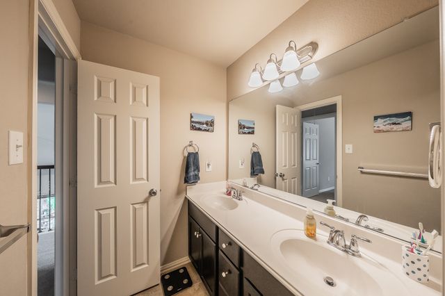 9445 Drovers View Trail, Fort Worth, TX 76131