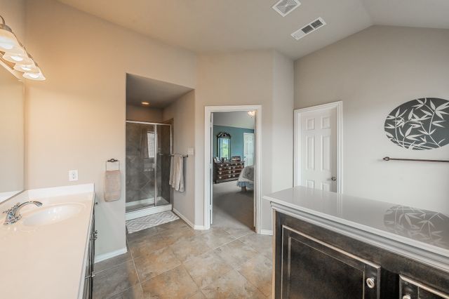 9445 Drovers View Trail, Fort Worth, TX 76131
