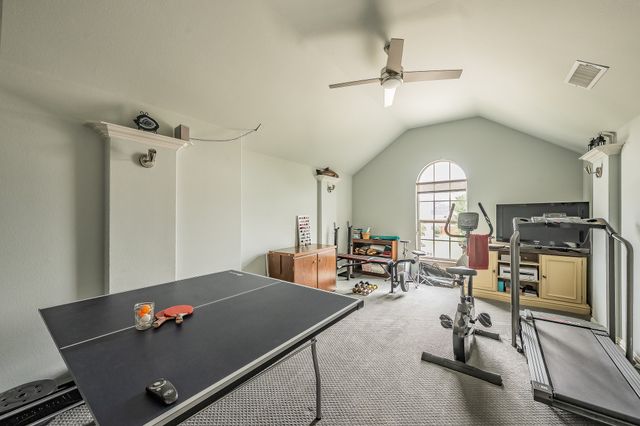 9445 Drovers View Trail, Fort Worth, TX 76131