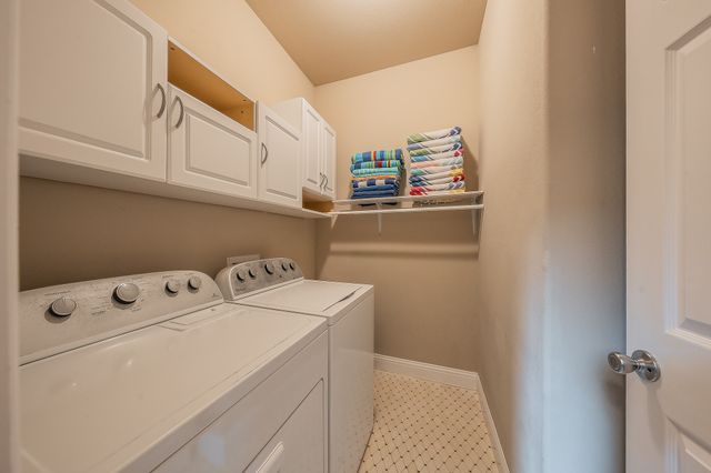 9445 Drovers View Trail, Fort Worth, TX 76131