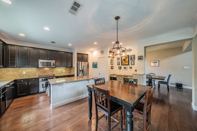 9445 Drovers View Trail, Fort Worth, TX 76131