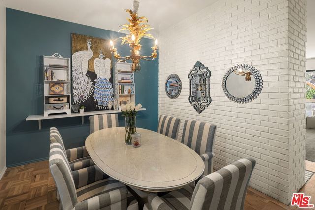 141 S Linden Drive 204, Beverly Hills, CA 90212