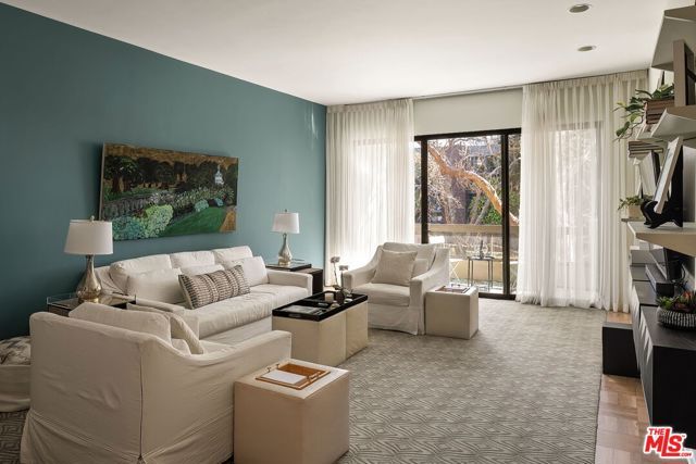 141 S Linden Drive 204, Beverly Hills, CA 90212