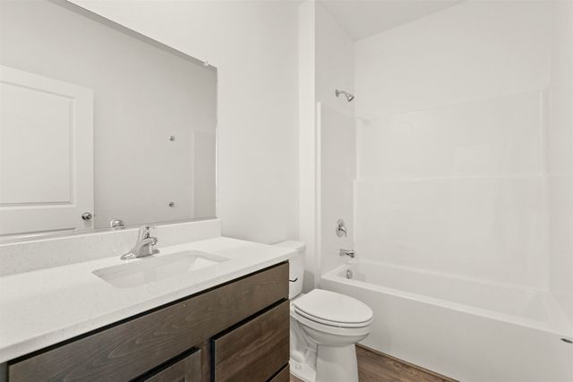 411 N ARCADIA Ave, Deer Park, WA 99006