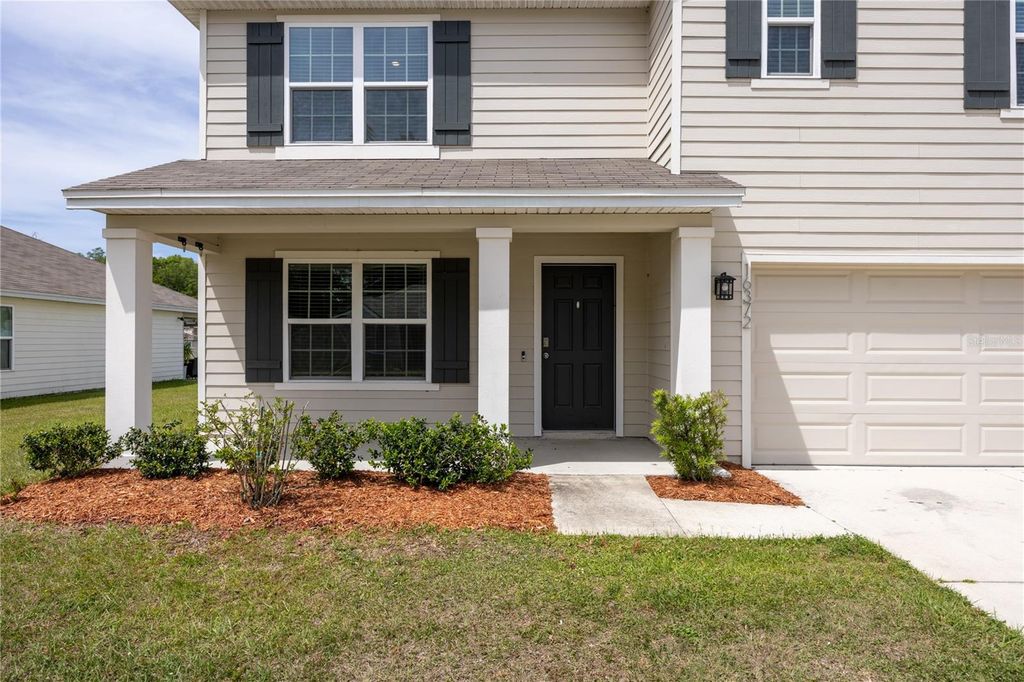 Image 2 of property listing at 16372 NW 190TH STREET, High Springs, FL 32643