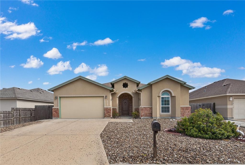 14214 CABO BLANCO Dr, Corpus Christi, TX 78418