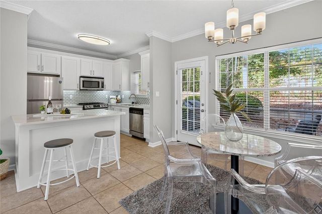 206 Las Brasis Court, Peachtree City, GA 30269
