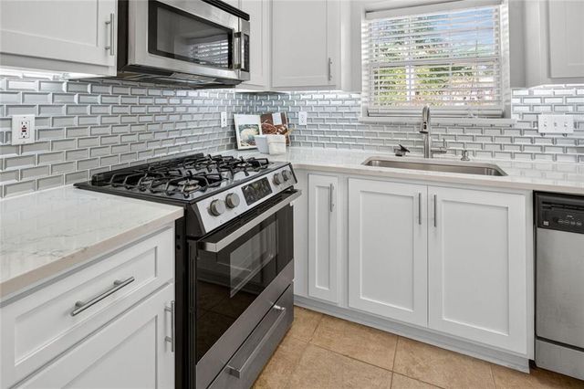 206 Las Brasis Court, Peachtree City, GA 30269