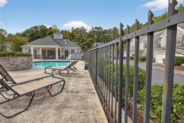 206 Las Brasis Court, Peachtree City, GA 30269
