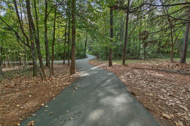 206 Las Brasis Court, Peachtree City, GA 30269