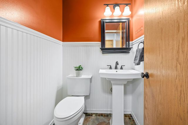 19810 Evensong Avenue, Farmington, MN 55024