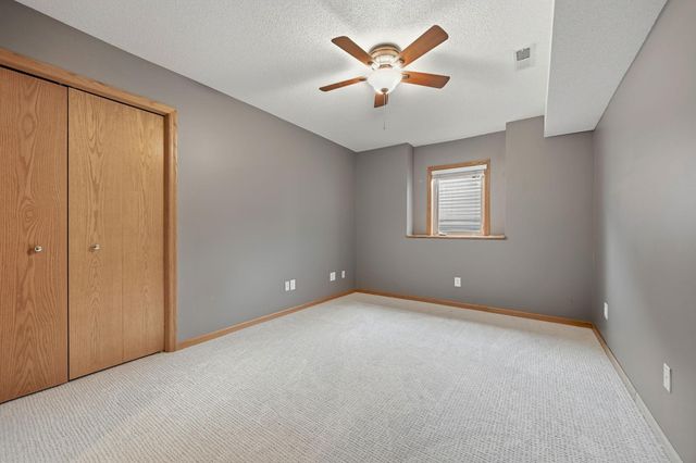 19810 Evensong Avenue, Farmington, MN 55024