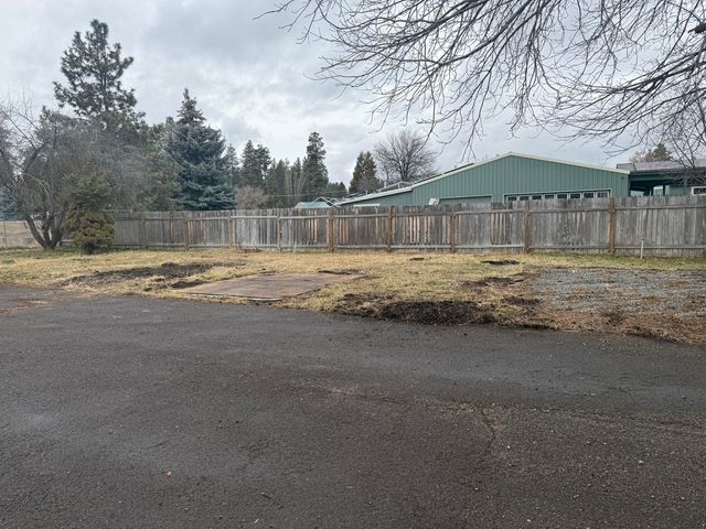 15533 Richardson Lane, Keno, OR 97627